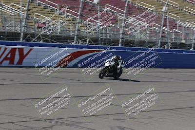 media/Aug-27-2022-Fastrack Riders (Sat) [[c588535105]]/Level 4/Session 1 Start Finish/
